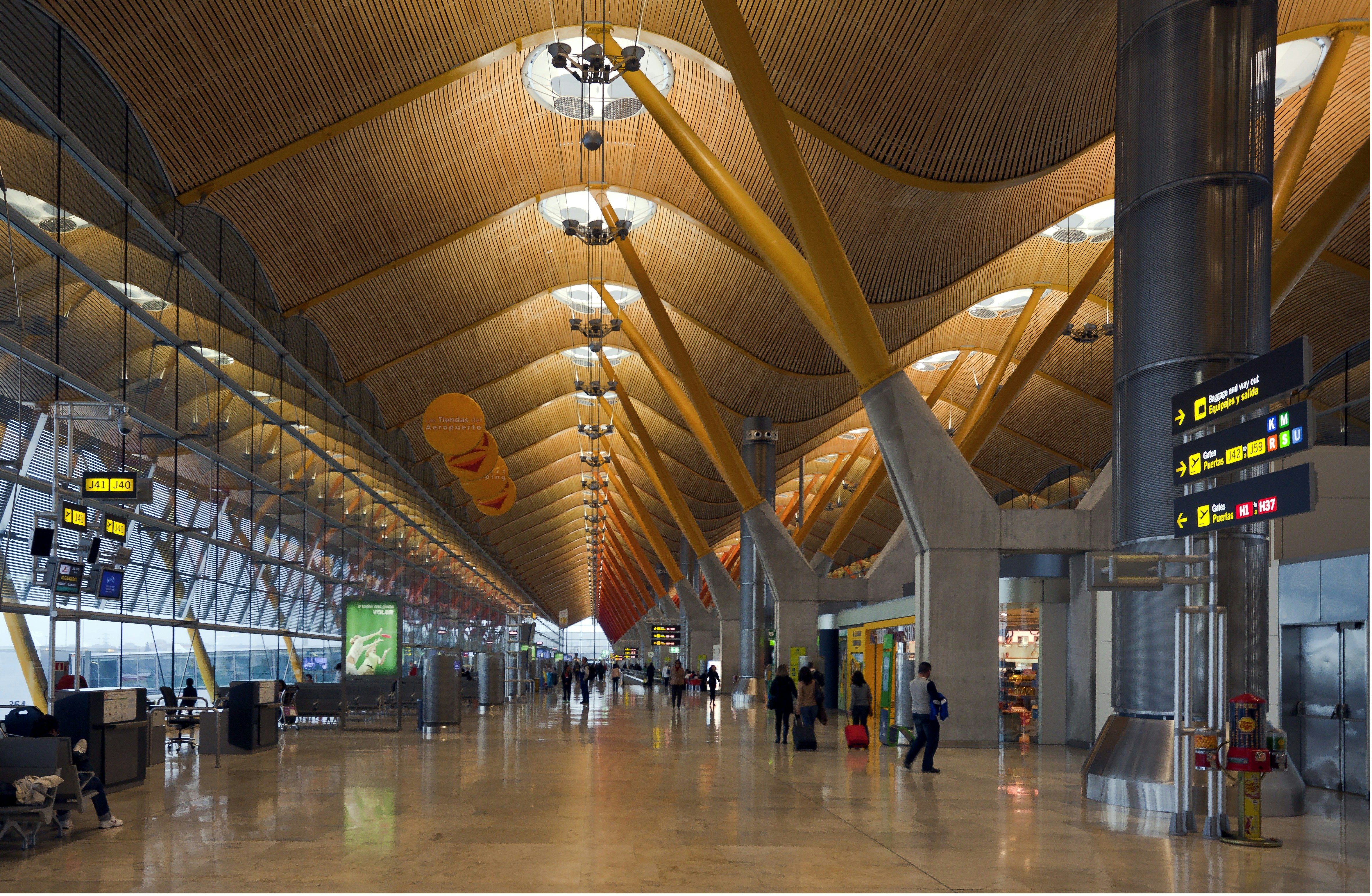 Madrid Adolfo Suárez Barajas Airport — Terminal 4